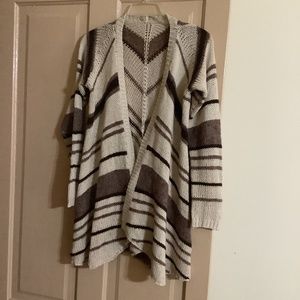 Long sleeve chevron striped sweater
